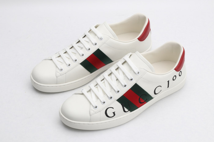 GC LOW-TOP SNEAKER