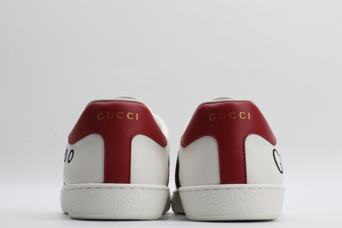 GC LOW-TOP SNEAKER