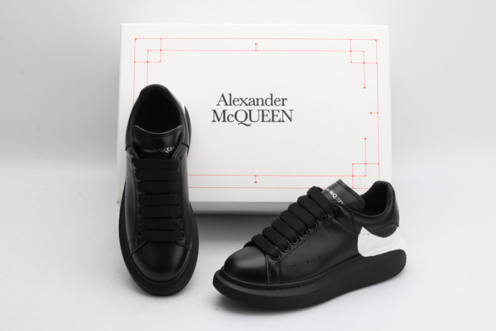 a1exa*der Mcqv*en sole sneakers