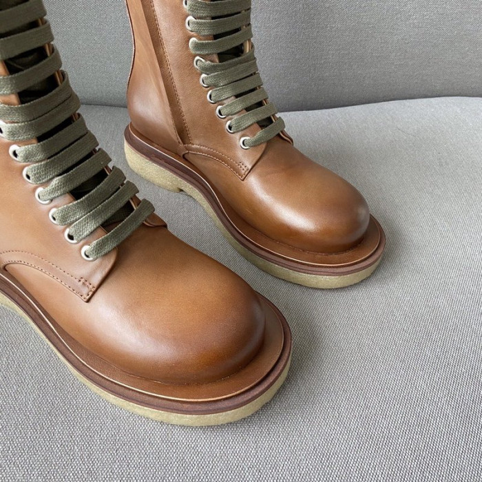 Bo*te*ga ve*ne*ta sneaker