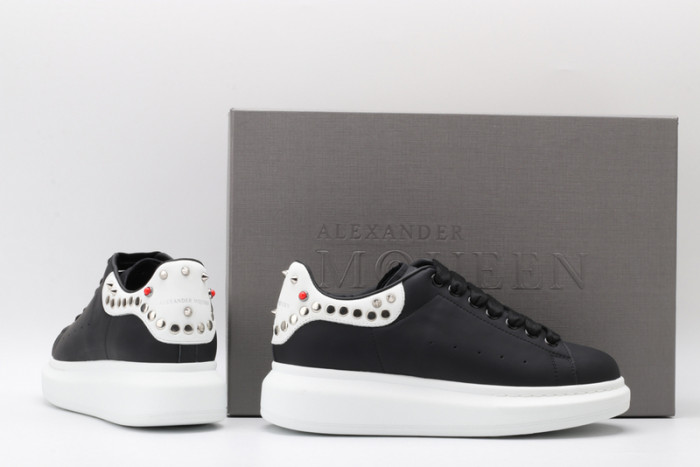 a1exa*der Mcqv*en sole sneakers