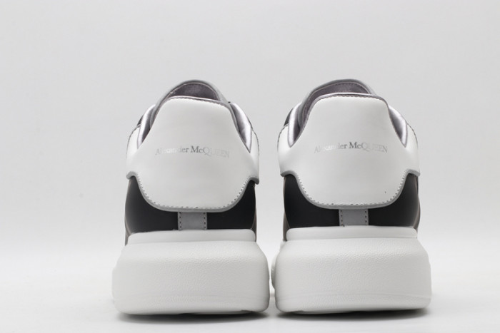 a1exa*der Mcqv*en sole sneakers