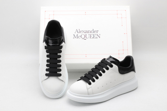 a1exa*der Mcqv*en sole sneakers