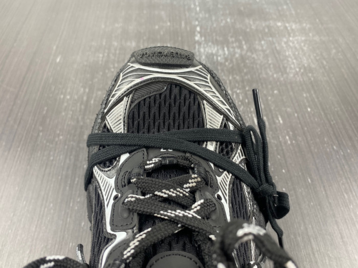 ba*len*cia*ga phanT0m sneaker w1rb5 0102