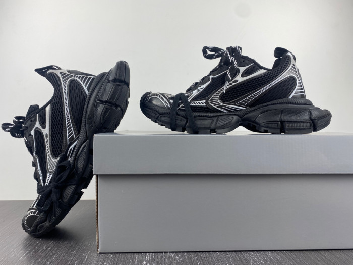 ba*len*cia*ga phanT0m sneaker w1rb5 0102