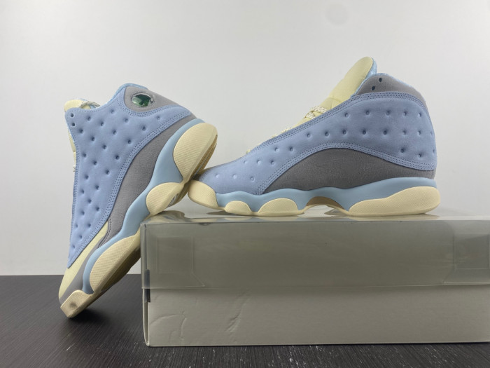 SOLEFLY X AIR JORDAN 13 DX5763-100
