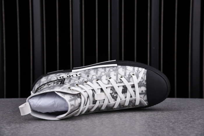 DR B23 OBLIQUE HIGH TOP SNEAKER