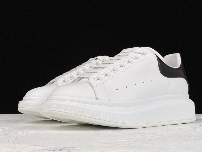 a1exa*der Mcqv*en sole sneakers black