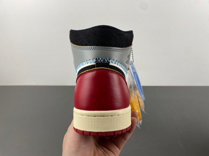 Union LA x Air Jordan 1 High OG “Chicago” UN HV8563-600