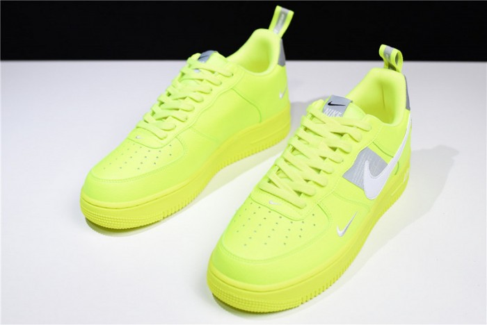 Nike Air Force 1 Utility Volt AJ7747-700
