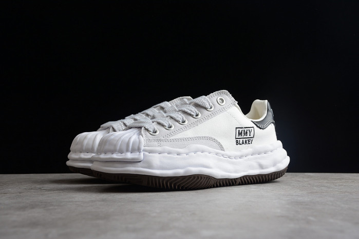 Ma*s*n mihara yasuhiro sneaker ao8fw731