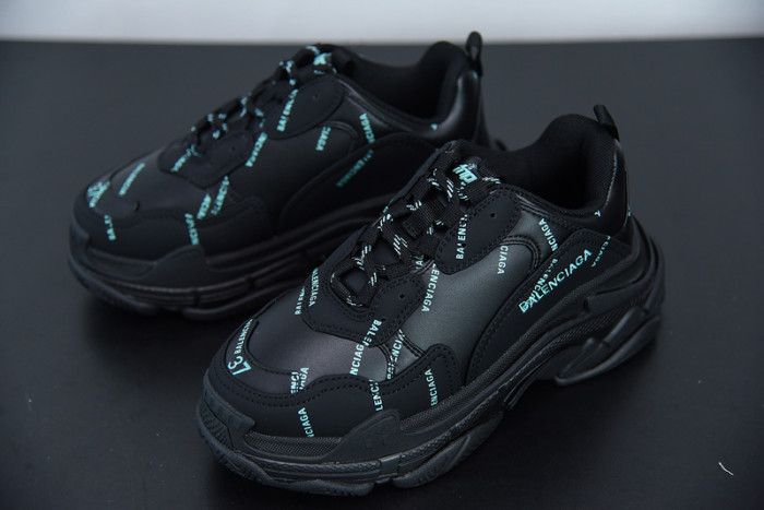 BL TRIPLE S TRAINERS BLACK LETTERS 541624 W09O1 9013