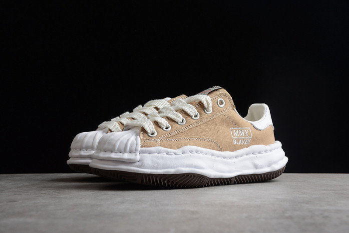 Ma*s*n mihara yasuhiro sneaker ao8fw731