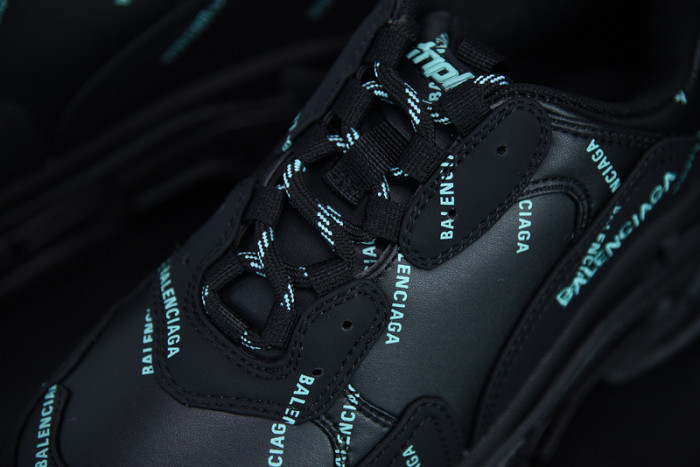 BL TRIPLE S TRAINERS BLACK LETTERS 541624 W09O1 9013