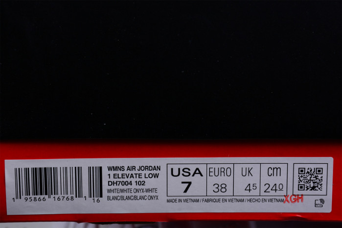 Air Jordan 1 Elevate Low SE "Wolf Grey" DH7004-102