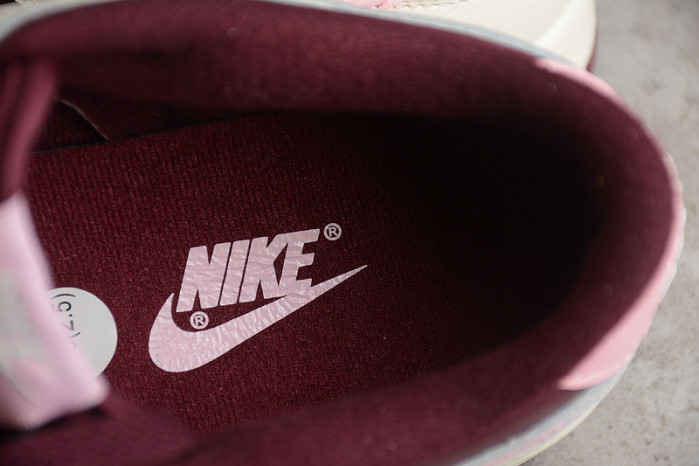 NIKE DUNK LOW “VALENTINE’S DAY” DR9705-100