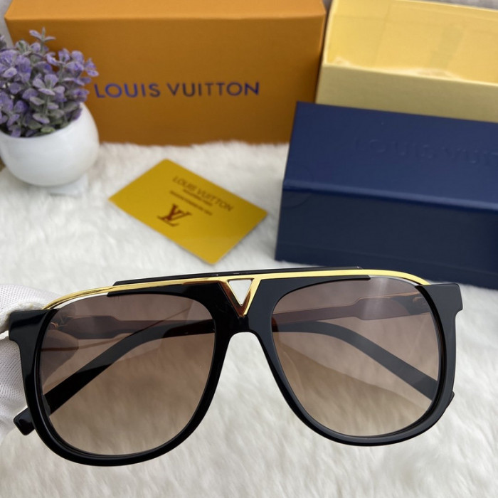 L*V SUNGLASSES SUN-9
