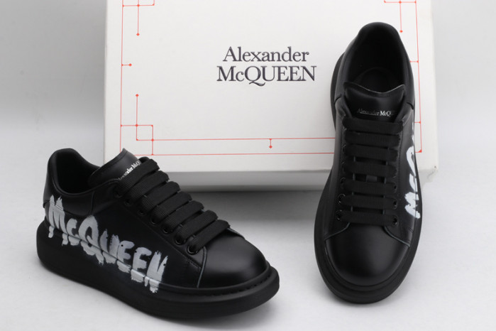 a1exa*der Mcqv*en sole sneakers