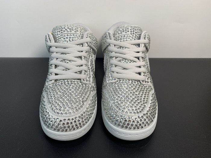 NIKE DUNK LOW CACTUS PLANT FLEA MARKET PURE PLATINUM CZ2670-001