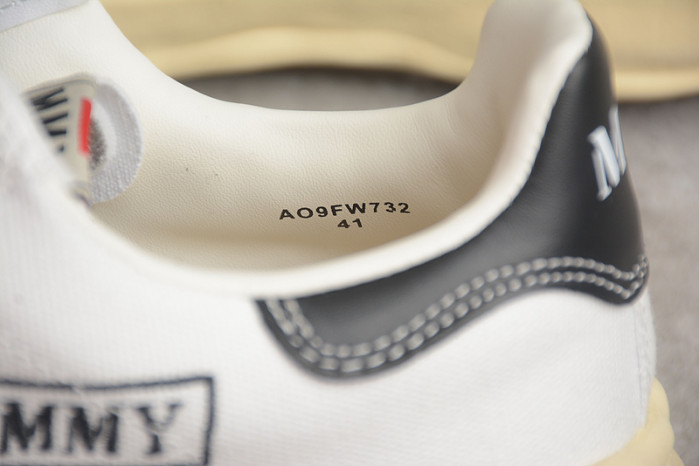 Ma*s*n mihara yasuhiro sneaker mmy-1