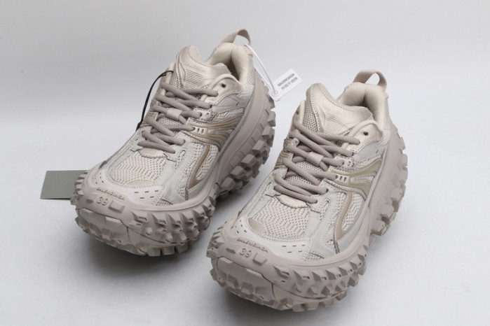 BC DEFENDER RUBBER PLATFORM SNEAKERS