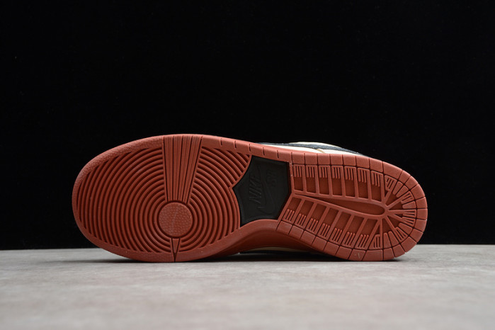 Nike SB Dunk Low Pro Hennessy BQ6817-100