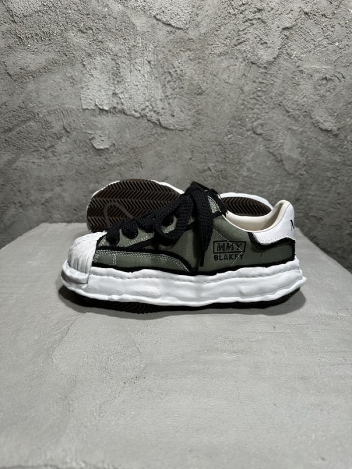 Ma*s*n mihara yasuhiro sneaker mmy-6