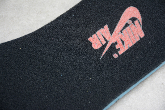 Jordan 1 Retro High Black Satin Gym Red - 555088-060