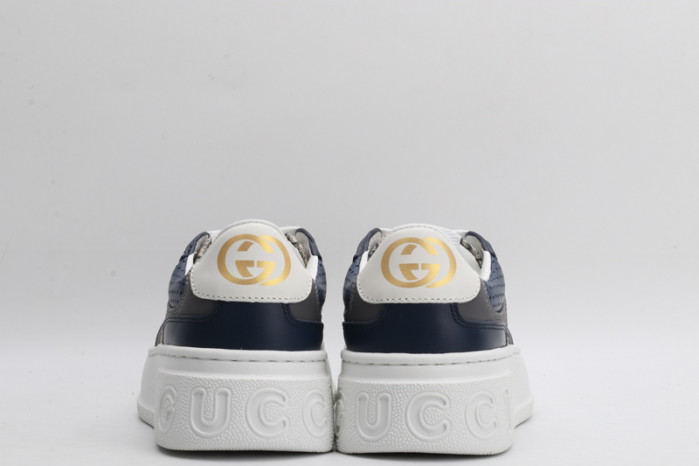 GC LOW-TOP SNEAKER