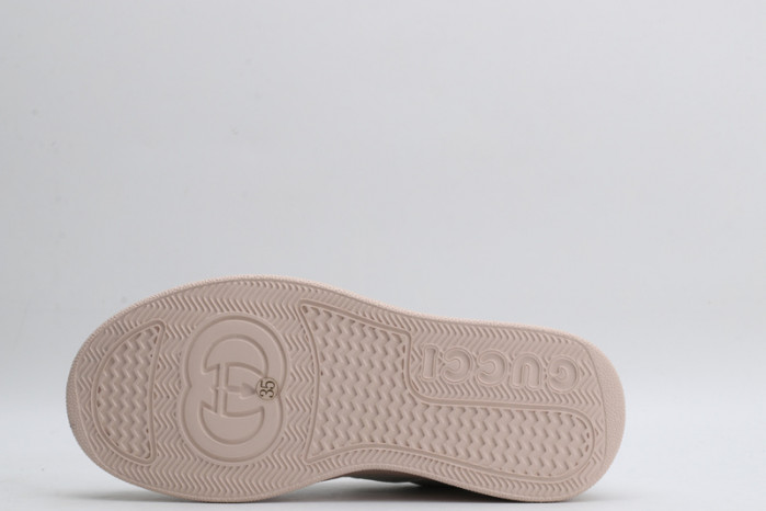 GC LOW-TOP SNEAKER