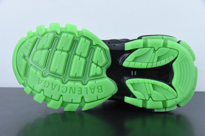 BC TRIPLE TRAINER 542436W3RL11035