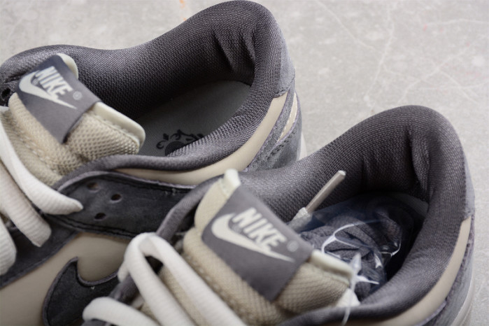 Nike SB Dunk Low 854866-002