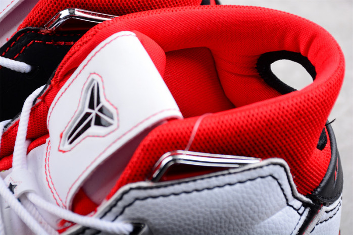 Nike ZOOM KOBE 1 PROTRO 