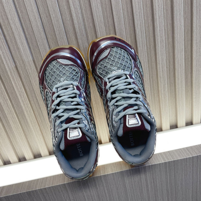 Bo*te*ga ve*ne*ta sneaker bv-33