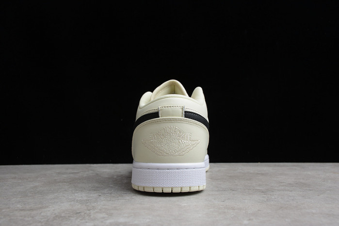 WMNS AIR JORDAN 1 LOW 