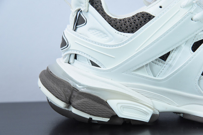 BC TRACK IDK81754632