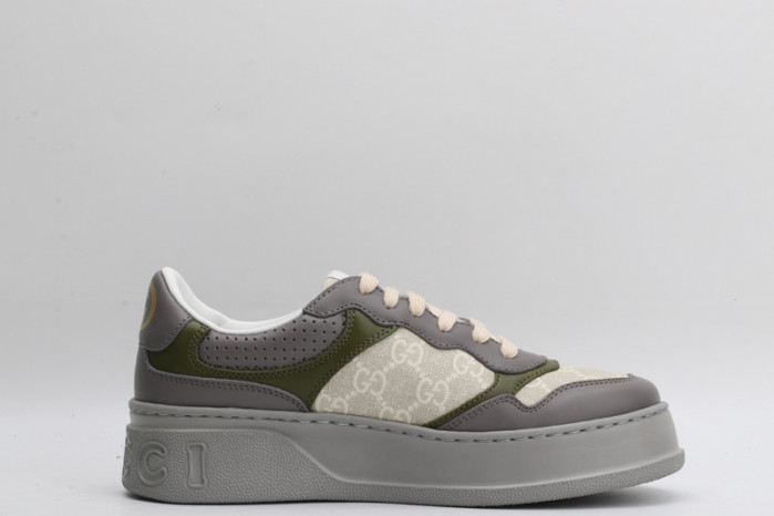 GC LOW-TOP SNEAKER