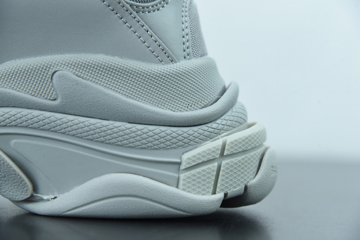 BL TRIPLE S TRAINERS