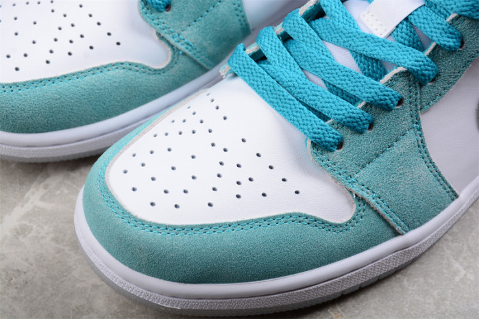 Air Jordan 1 Low “NEW EMERALD” DN3705-301