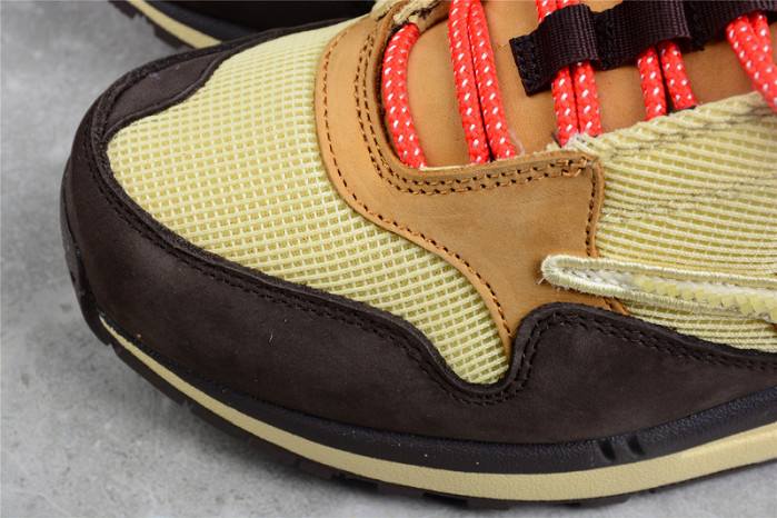 TRAVIS SCOTT x NIKE AIR MAX 1 