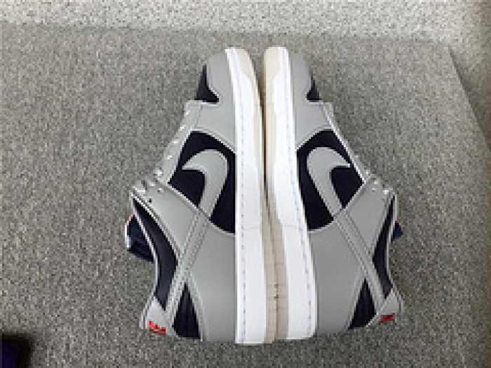 NIKE SB DUNK LOW GREY DARK BLUE DD1768-400