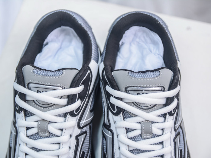 DR B30 TRAINER SNEAKER DR-162