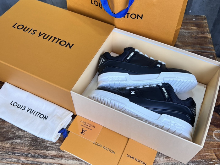 l0vis Vvtt0n lv trainer lvt-217