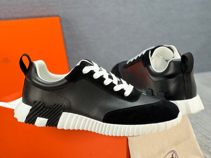 H**me5 sneaker hms009