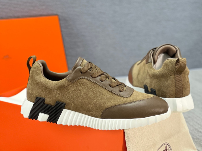 H**me5 sneaker hms004