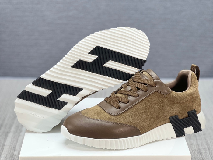 H**me5 sneaker hms004