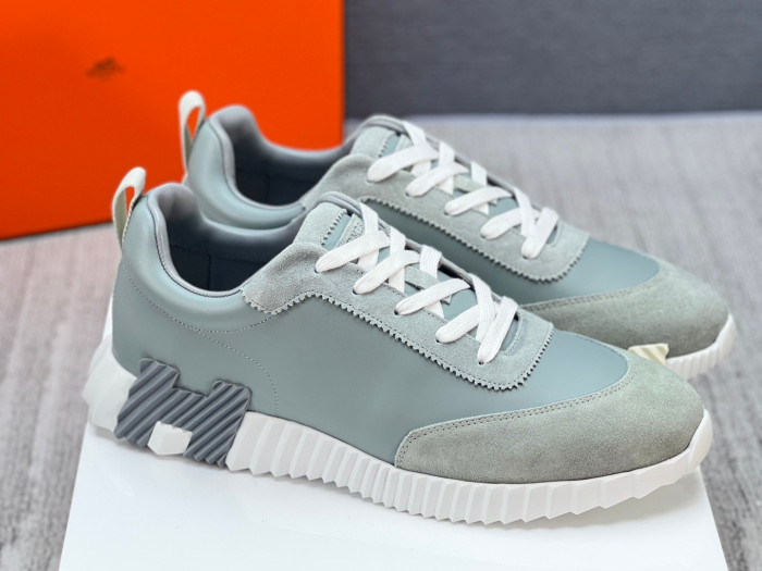 H**me5 sneaker hms001