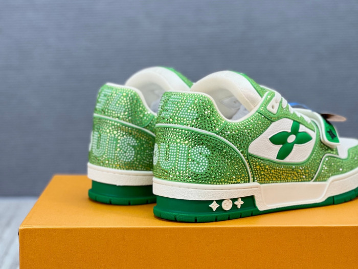 l0vis Vvtt0n lv trainer l&v-281