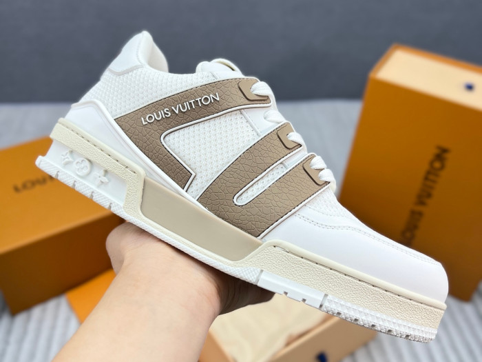 l0vis Vvtt0n lv trainer l&v-282